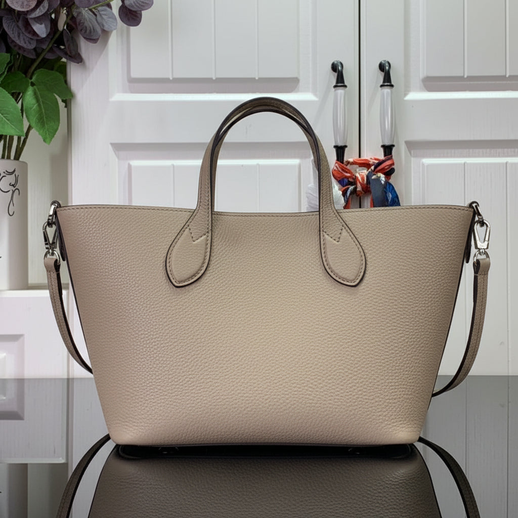 LV CA PM MHN LTR GLT Tote Bag